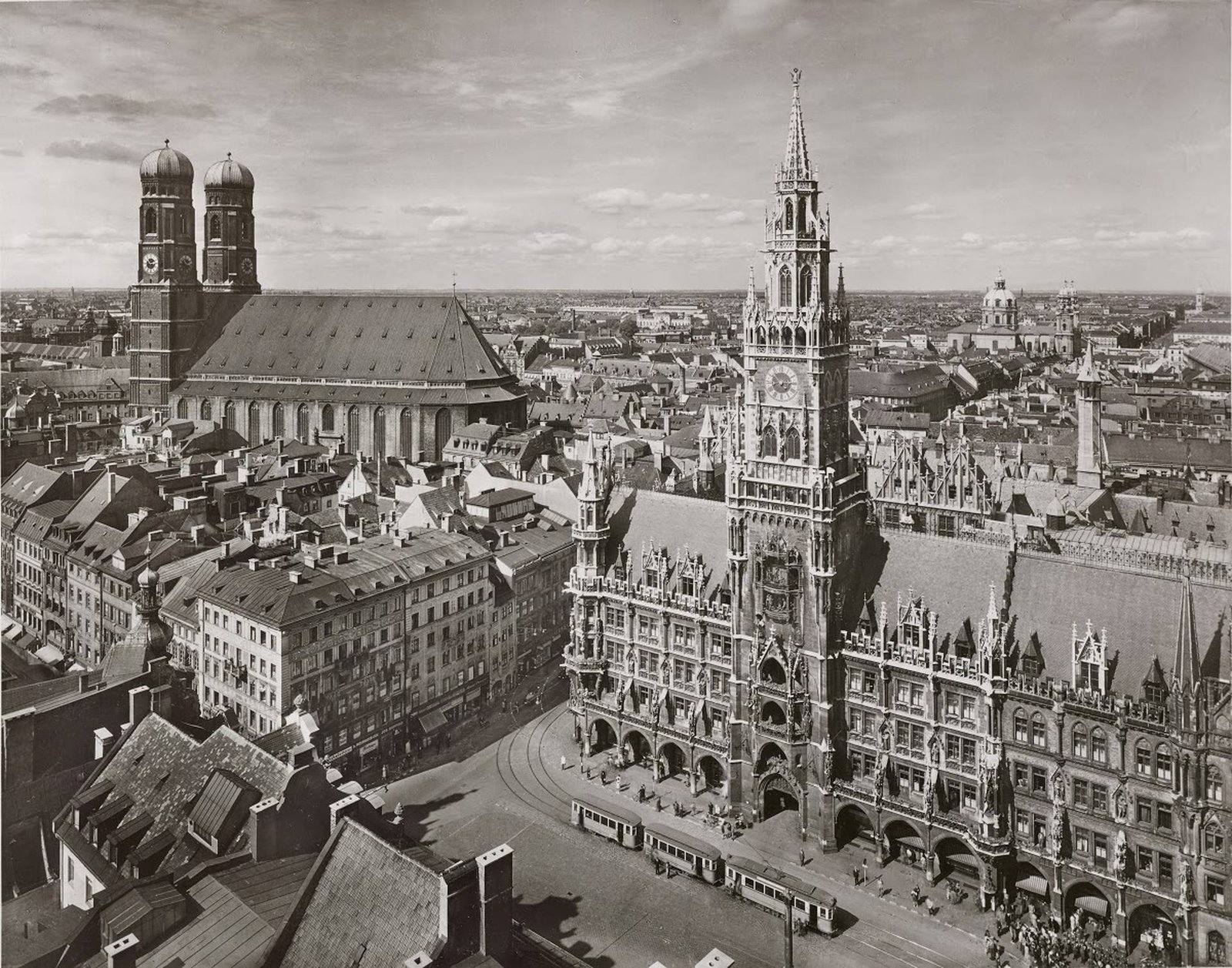 Munich seen from above, the Frauenkirche and the Neues Rathaus over the Altstadt rooftops